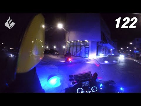 Aanhouding door politie tijdens de nachtdienst.