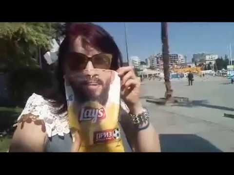 Культурный отдых на лавочке под вой сирены \ стрим с набережной 26.04.2018