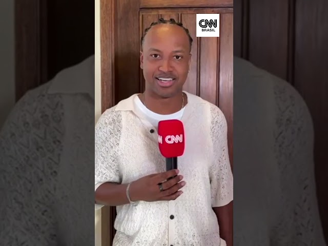 Thiaguinho celebra música em abertura de "Três Graças": "Sonho realizado"