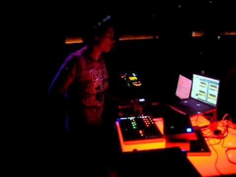 Funk-a-Tron @ DJTT Midi Fight Club 23-7-2010 (Club Tresor, Berlin) - Part 7