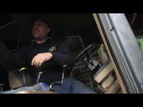 5 Radios in 5 Tractors