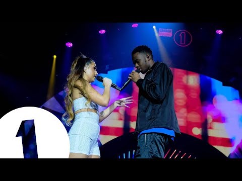 Mabel feat. Not3s - Fine Line (Radio 1's Teen Awards 2018) | FLASHING IMAGES