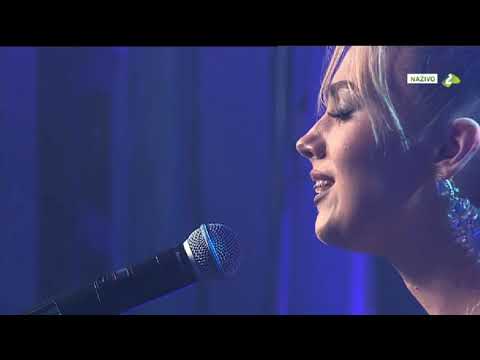 Jana Galasova - smutny maj