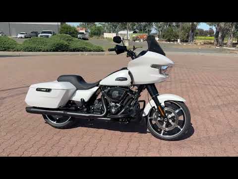 FLTRX 2024 Road Glide®