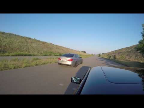 BMW M5 F10 Stage 2 BurgerMotorsport 650+ h.p. vs BMW E30 S54B32