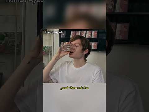 رجل يقوم بتشغيل التلفاز ولكن... 🙀🙀#comedy #cartoon #anime #animation