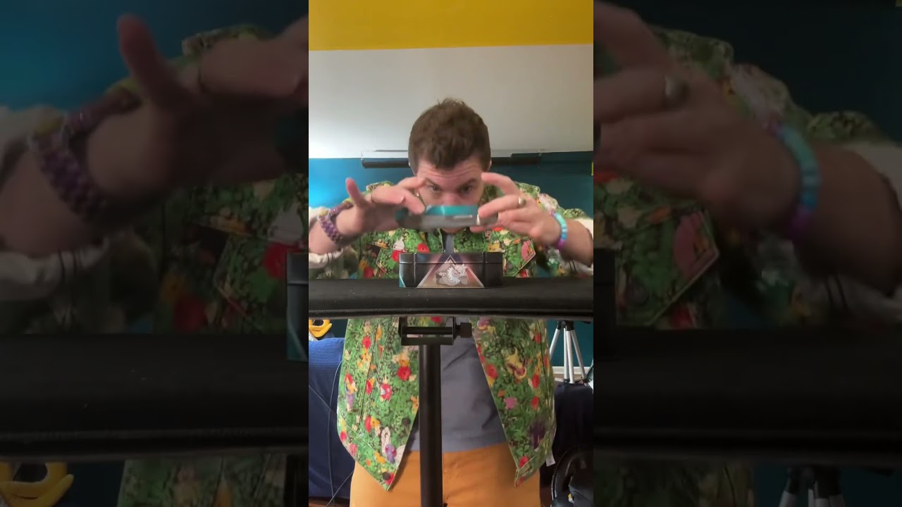 Promotional video thumbnail 3 for Close Up / Roaming Card Magic