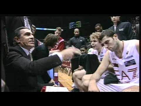 HIGHLIGHTS - PLAYOFF 2012 - GARA 2 - Olimpia EA7 - Emporio Armani Milano vs Umana Venezia