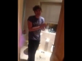 Keek | There's a spider in the bathroom crikey ...
