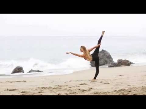 Beautiful Beach Flow with @ActionJacquelyn