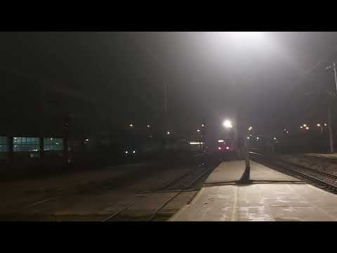 Plecare R 10565 și sosirea IR 143(Wien-Cluj Napoca) sosește în Stație Cluj Napoca