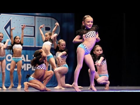Studio Bleu Dance Center - Shake the Room (Full Group Dance)