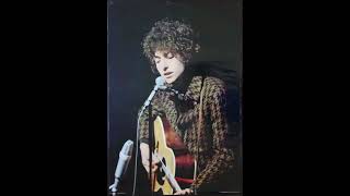 Just Like A Woman (Paris Bob Dylan) Funny Audience Interaction