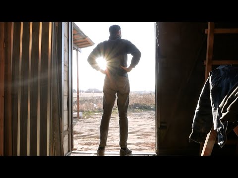 How I maintain my hot bod (home alone exercises)