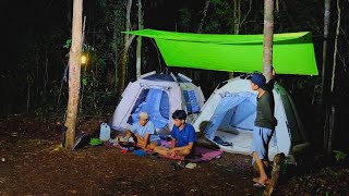 Download lagu Camping and spending the night in the jungle, eating and sleeping soundly in a tent. mp3