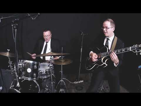 Blue Monk   The New Standard Trio