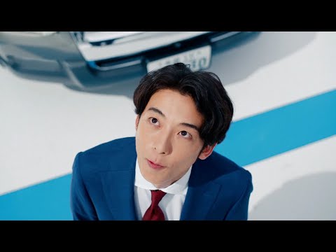 「자동차 보험 [自動車保險]」의 한국수어 표현