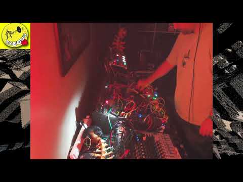 LabRot live modular techno Coreligula take over Traumaville stage 2405  @ 840pm