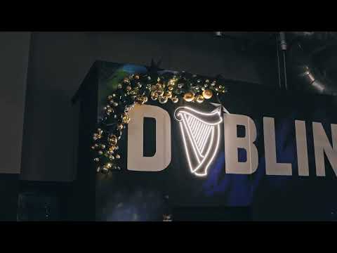 Guinness Storehouse Roe and Co Christmas decoration showcase