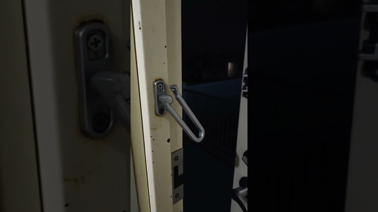 ドアガードを超能力で開ける方法　#shorts