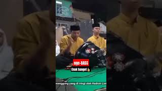 Download lagu Sholatun Bissalamil Mubin - ngeBASS enak banget mp3