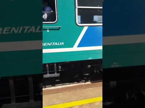 R 21664 Reggio Calabria centrale - Roccella jonica