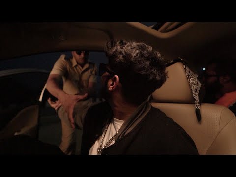 FLOWBO - HANDS UP ! (Prod by XTACY) OFFICIAL MUSIC VIDEO 2022