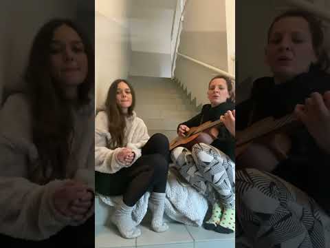 Peaches - Las Sirenitas - Staircase Session