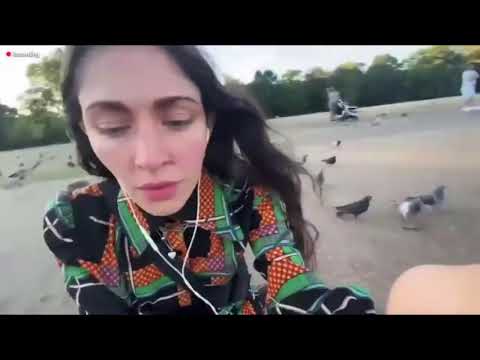 Caroline Polachek screaming at geese