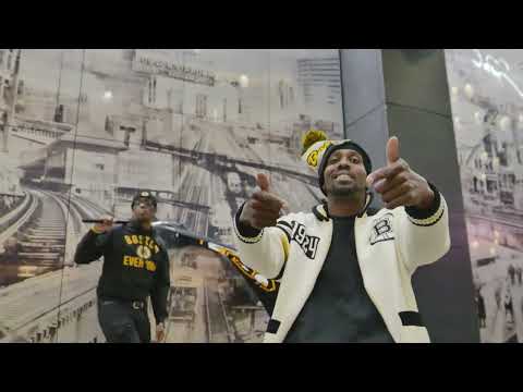 The Hangaz - Something's Bruin (Video)