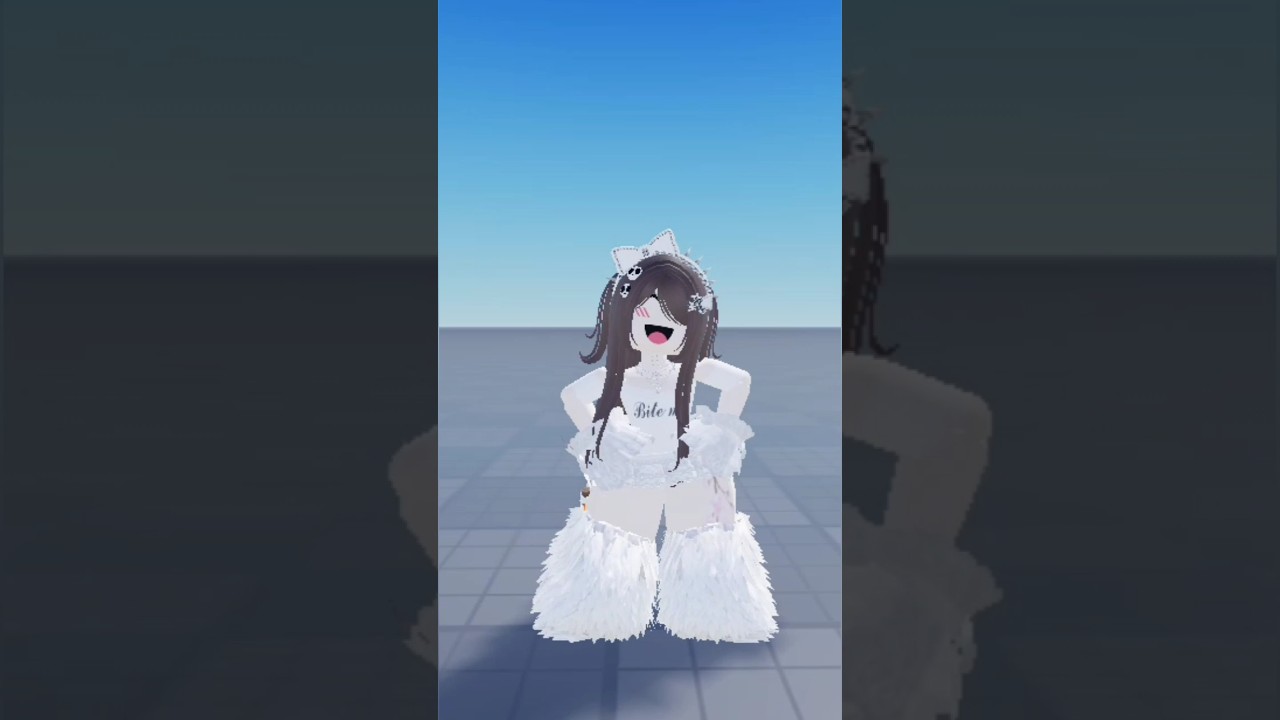 Cuál de los dos suena mejor?? | Roblox #roblox #robloxedit #shorts