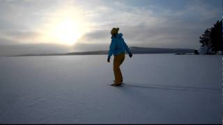 preview picture of video 'Långfärdsskridsko = Freedom on ice Revsundssjön'