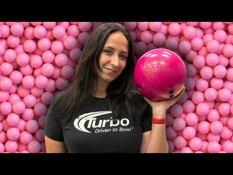 Barbie hat eine Bowlingkugel gemacht! Hammer-Kaugummi-Vibe