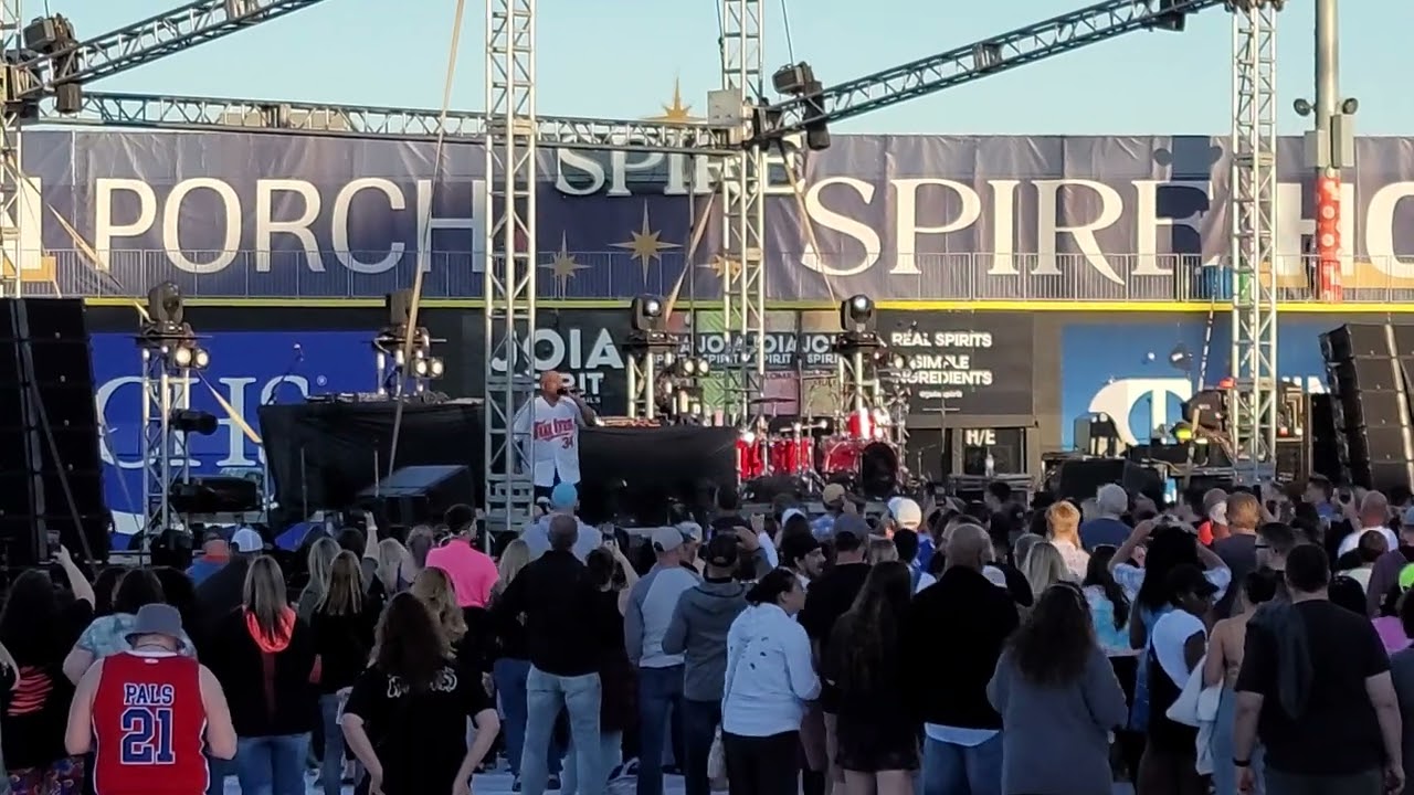 YOUNG MC  - BUST A MOVE