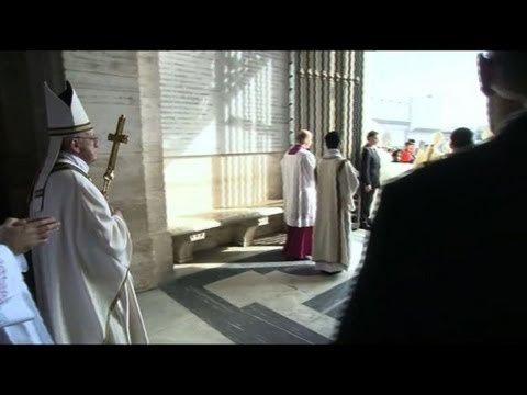 comment assister à une messe papale