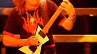 Judas Priest - Riding on the Wind [ rising in the east 2005]