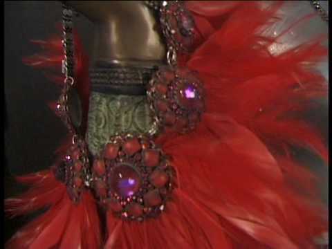 MIRANDA KONSTANTINIDOU Josephine Baker - Autumn Winter 2009 2010 KONPLOTT Atelier Clips *DEUTSCH*