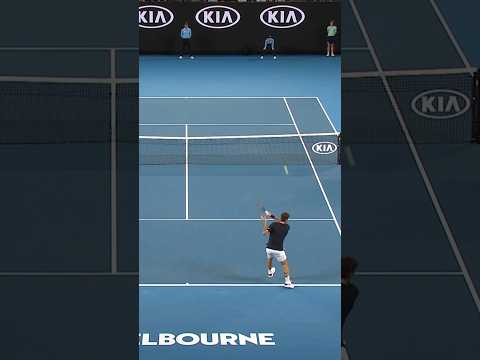 Roger Federer's PERFECT point! 🔥