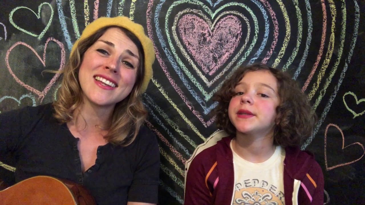 Promotional video thumbnail 2 for Lolly Hopwood - Music for Kids!