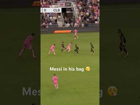 Messi doing Messi things 🐐 #soccer #intermiami
