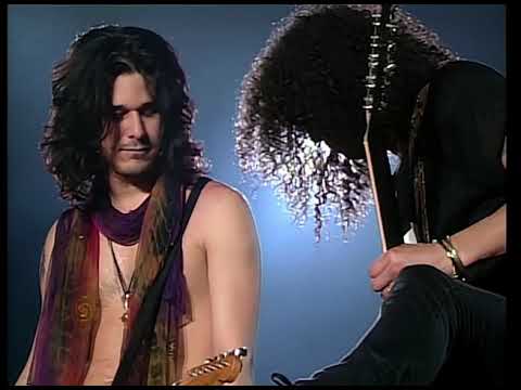 Guns N' Roses - Wild Horses/Patience Tokyo 1992 HD
