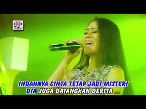 Vita Alvia - Cinta (Official Music Video)