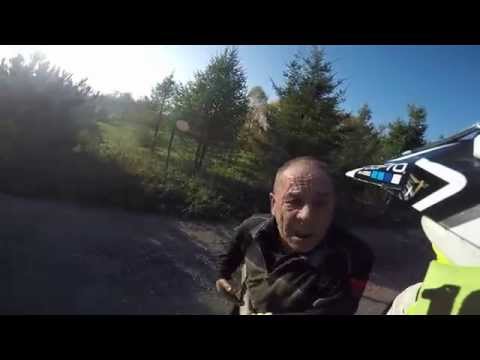 Motocross, prawidłowo tak trzeba. 