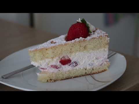 Erdbeer-Mascarpone Sahnetorte - Strawberry and mascarpone cream cake🍓🍓