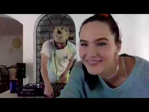 day019 2020 03 31 - SOFI TUKKER