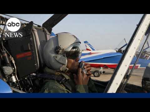 Ride in the cockpit with pilots as they perform flyover above Statue of Liberty