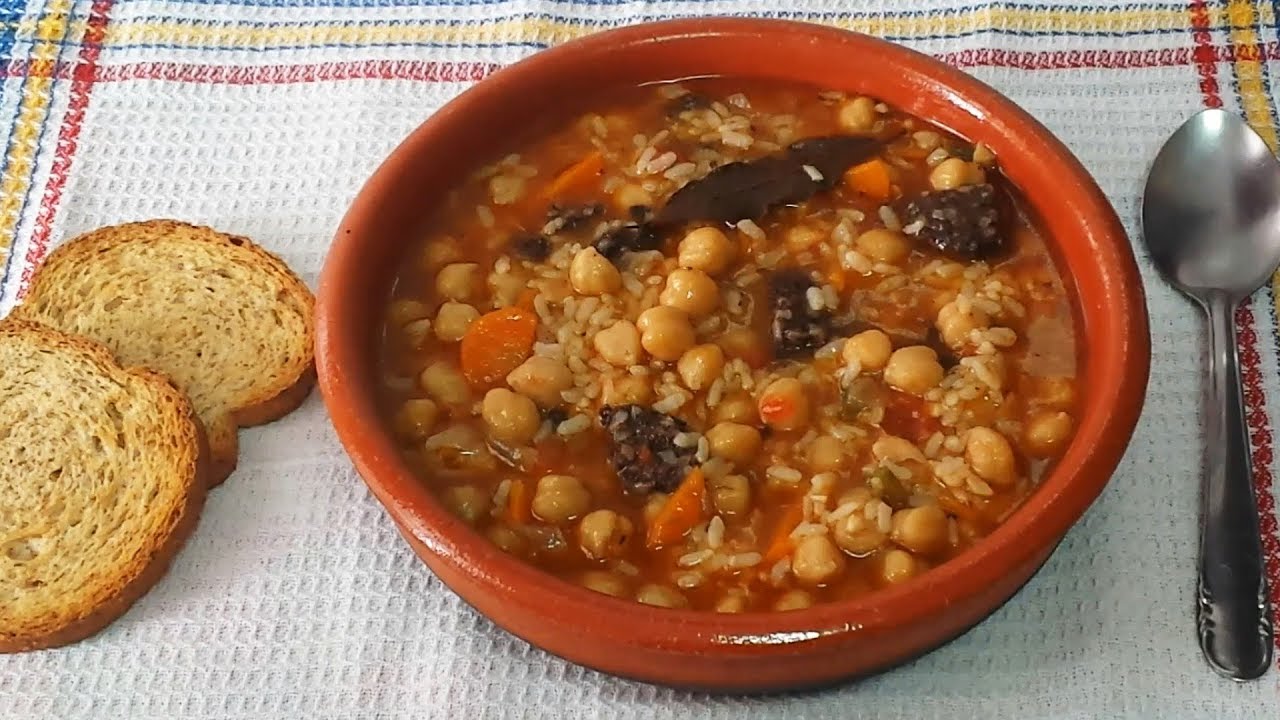 GARBANZOS CON ARROZ (RECETA DE LA ABUELA)