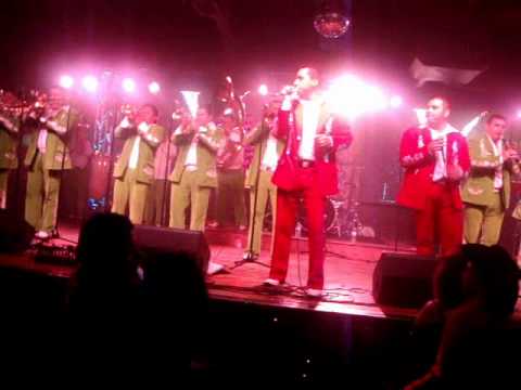 BANDA PERLA BONITA 2011 (ME DUELE)