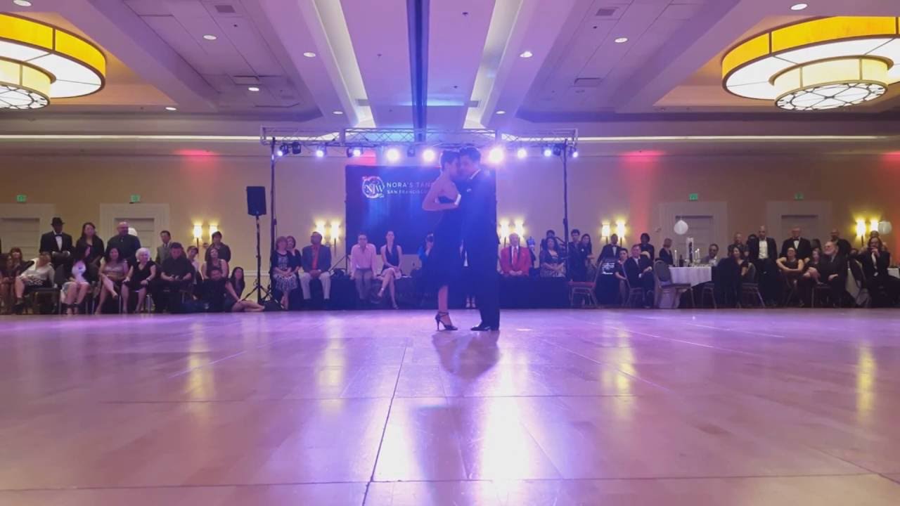 Sebastian Achaval and Roxana Suarez 085