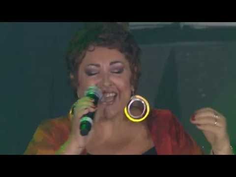Nino D'Angelo - Senza giacca e cravatta (Live)